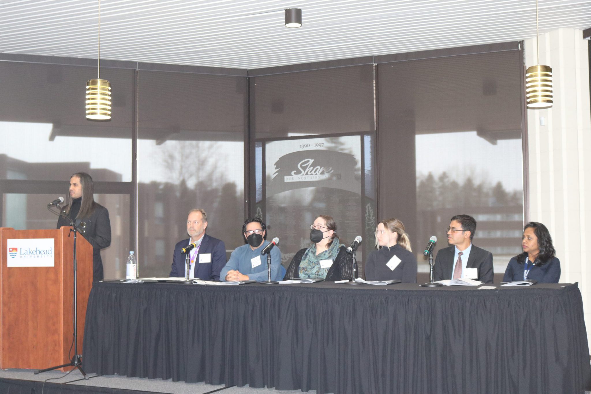 Research Panel presenting at the LU and TBDSSAB Homeless Migration research study report launch